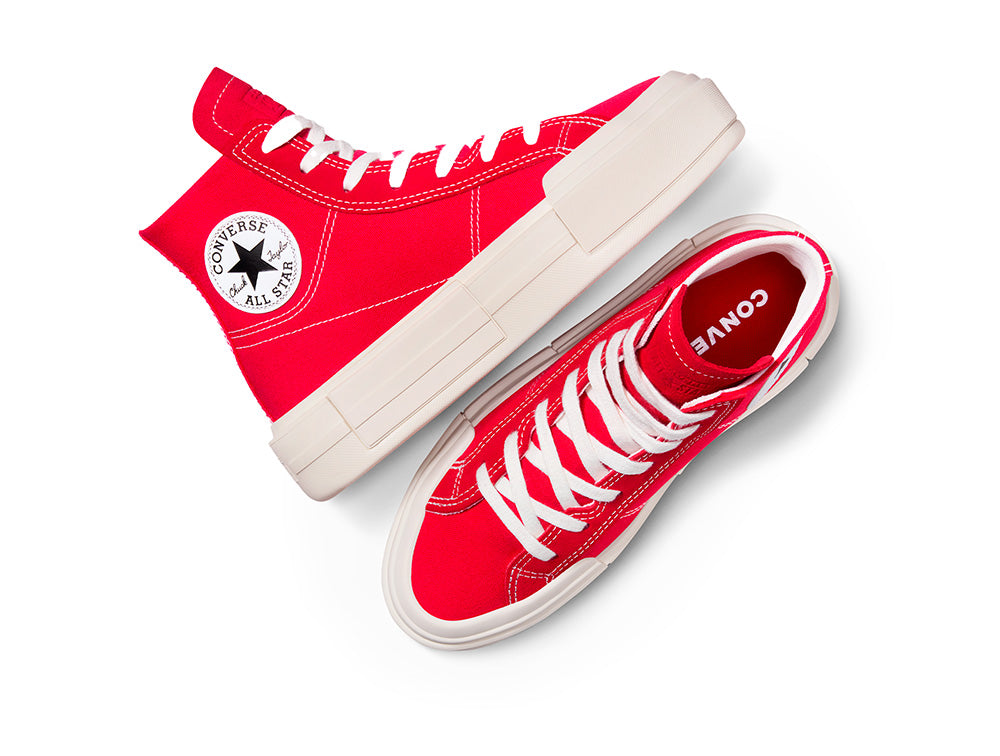 Red converse fashion 5.5