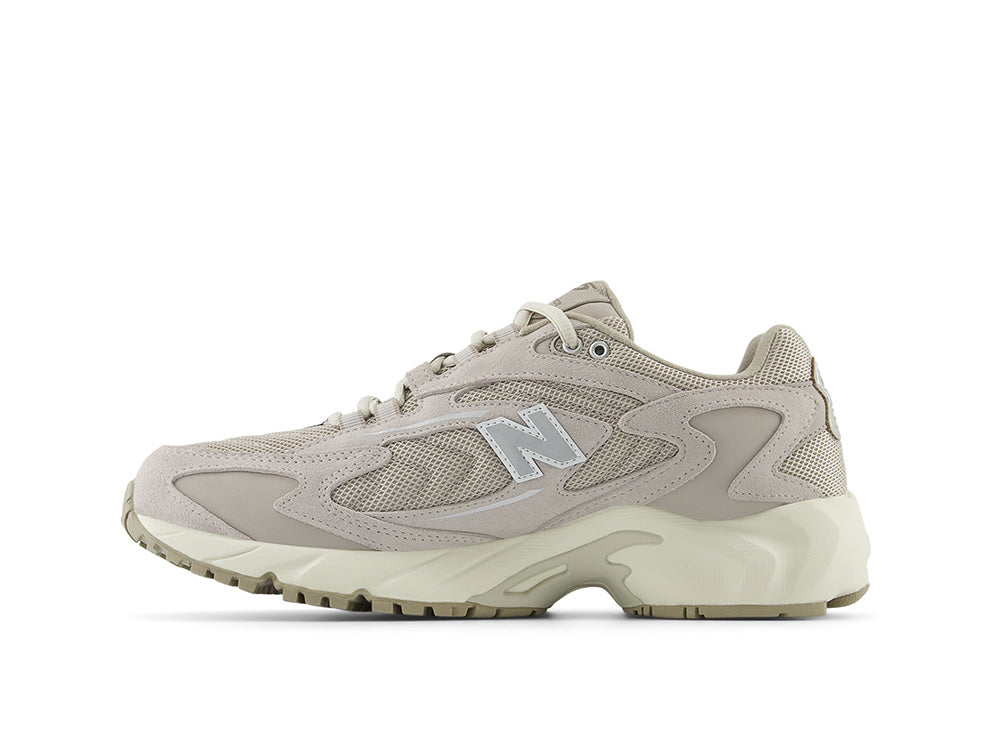 Zapatilla New Balance 725 Unisex Beige