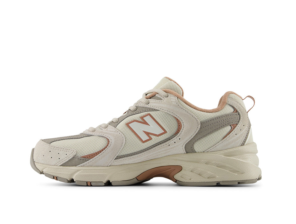 Zapatilla New Balance 530 Mujer Beige