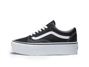 Zapatilla Vans Old Skool Stackform Cuero Mujer Negro