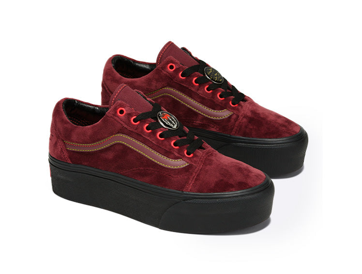 Zapatilla Vans Old Skool Stackform (Disney) Mujer Burdeo