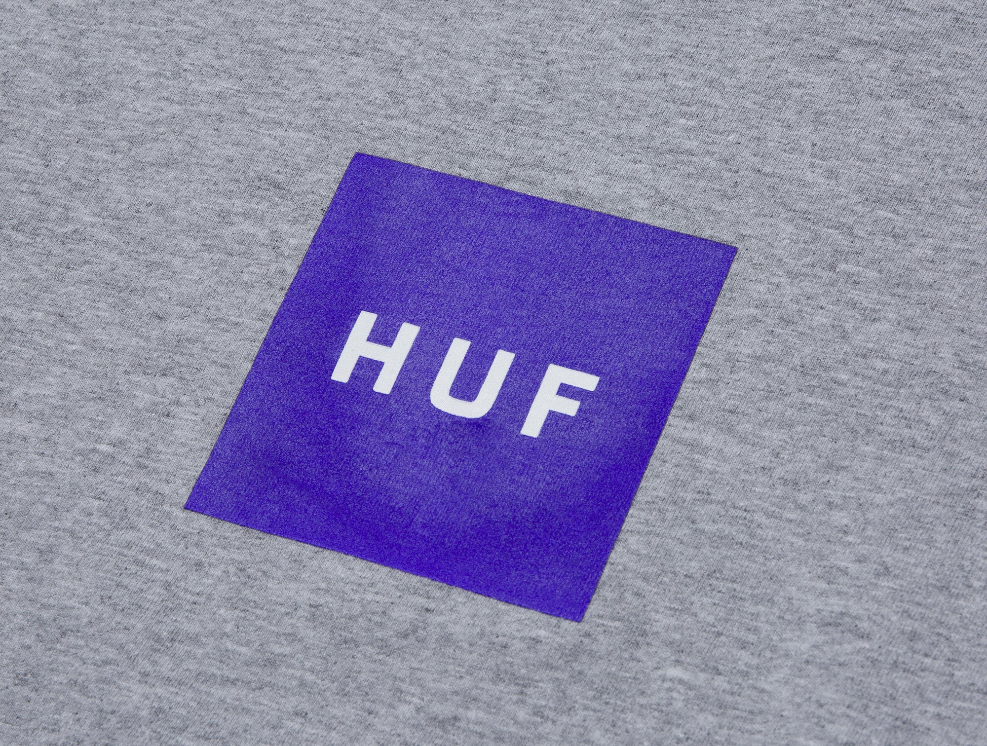 Polera Huf Essentials Box Logo Hombre Gris