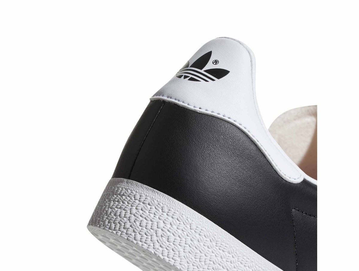Zapatilla Adidas Gazelle Super Essential Hombre Negro Real Kicks